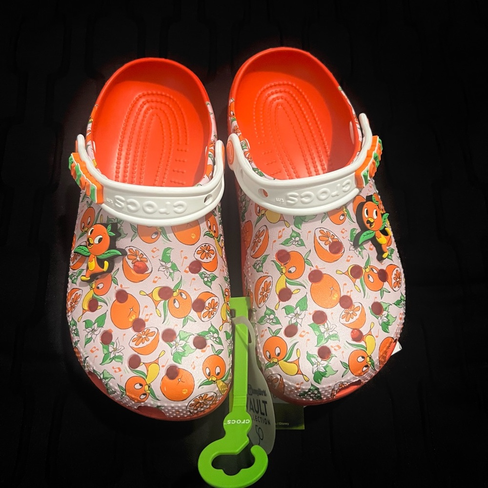 Disney Parks Epcot Orange Bird Florida Vault Collection Crocs M5/W7 - Picture 2 of 3
